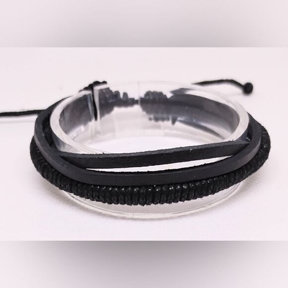 Men's leather bracelet layered braided black new e36 - Picture 1 of 1